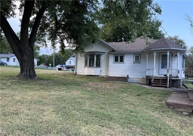 Photo 3 of Single family home for sale at 202 N Osage St, Nortonville, KS 66060 | MLS# 2643318 | Listing updated on 2026-09-22