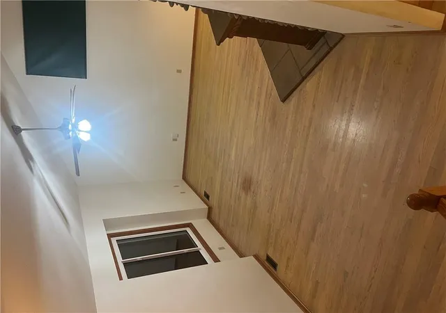 Photo 3 of Single family home for sale at 1007 W Washington St, Harrisonville, MO 64701 | MLS# 2643319 | Listing updated on 2026-09-24