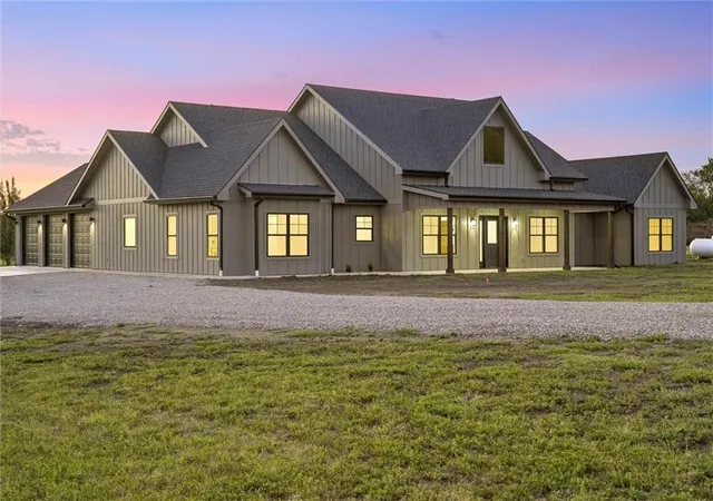 Photo 1 of Single family home for sale at 5755 Wanamaker Rd, Topeka, KS 66610 | MLS# 2643324 | Listing updated on 2026-10-04