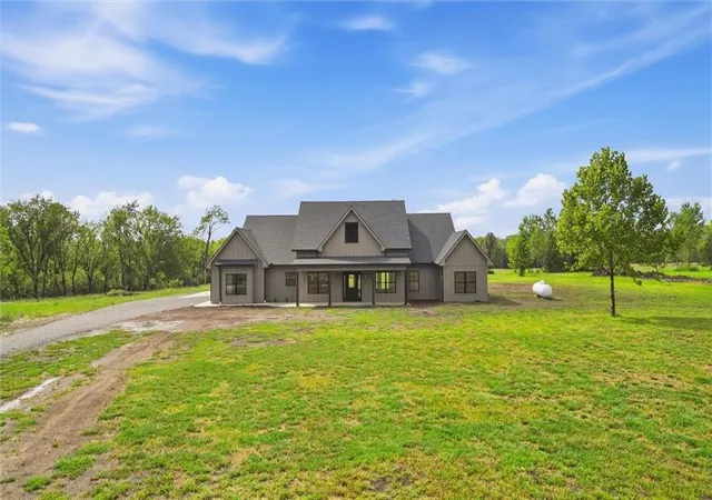 Photo 3 of Single family home for sale at 5755 Wanamaker Rd, Topeka, KS 66610 | MLS# 2643324 | Listing updated on 2026-10-04