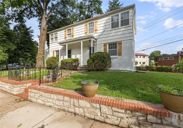 Photo 2 of Multi family home for sale at 432 434 E 63rd Terrace, Kansas City, MO 64110 | MLS# 2643337 | Listing updated on 2026-09-26