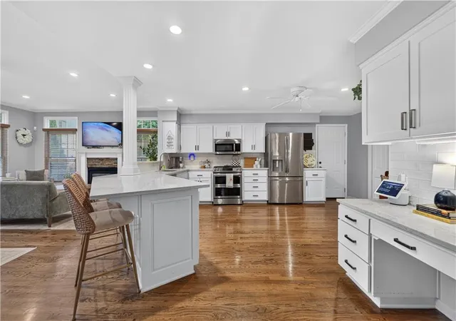 Photo 4 of Single family home for sale at 12400 Sagamore Rd, Leawood, KS 66209 | MLS# 2643339 | Listing updated on 2026-10-01