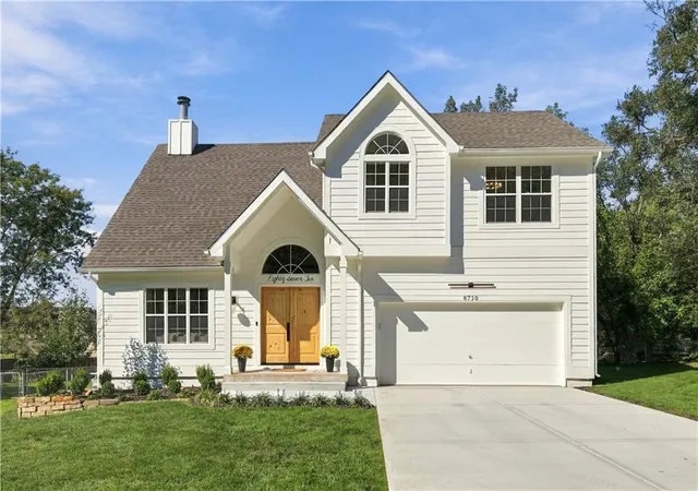 Photo 1 of Single family home for sale at 8710 Lamar Ave, Overland Park, KS 66207 | MLS# 2643343 | Listing updated on 2026-10-08