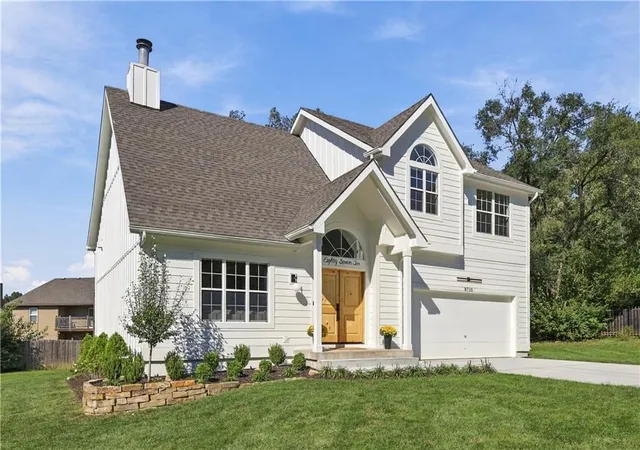 Photo 2 of Single family home for sale at 8710 Lamar Ave, Overland Park, KS 66207 | MLS# 2643343 | Listing updated on 2026-10-08
