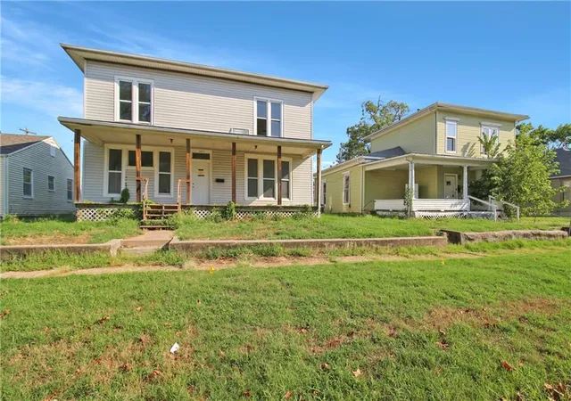 Multi family home for sale at 1415 And 1411 Belmont Ave, Parsons, KS 67357 | MLS# 2643356