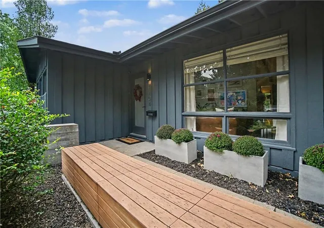 Photo 3 of Single family home for sale at 7704 Tomahawk Rd, Prairie Village, KS 66208 | MLS# 2643359 | Listing updated on 2026-10-23