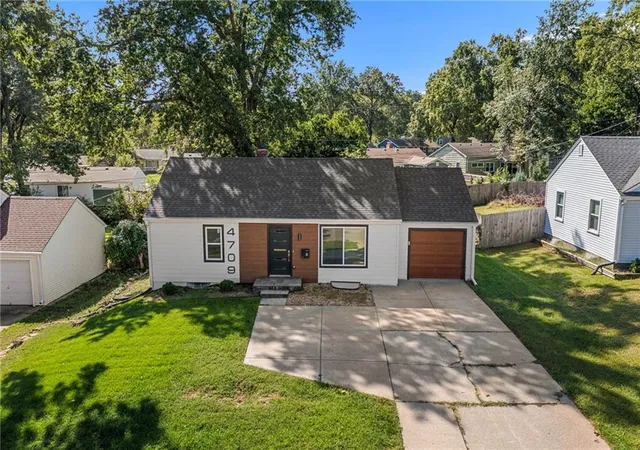 Photo 3 of Single family home for sale at 4709 W 75th Street, Prairie Village, KS 66208 | MLS# 2643360 | Listing updated on 2026-10-04