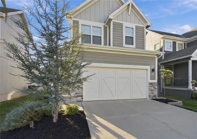 Photo 3 of Single family home for sale at 8819 SW 9th Street, Lees Summit, MO 64064 | MLS# 2643377 | Listing updated on 2026-10-09
