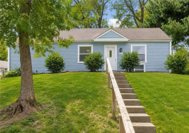 Photo 1 of Single family home for sale at 5201 Forest Ave, Kansas City, KS 66106 | MLS# 2643386 | Listing updated on 2026-10-01