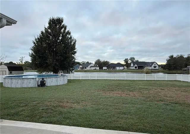 Photo 4 of Sale Pending at 112 Johns Ct, Frontenac, KS 66763 | MLS# 2643389 | Listing updated on 2026-10-09
