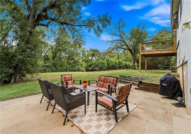 Photo 2 of Sale Pending at 9223 W 49th Terrace, Shawnee, KS 66203 | MLS# 2643396 | Listing updated on 2026-09-28