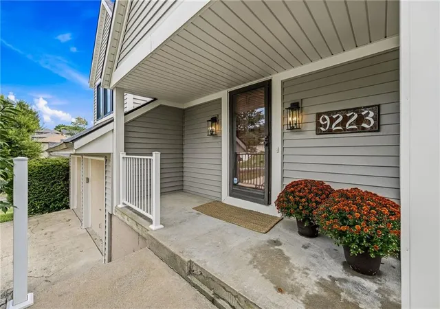Photo 3 of Sale Pending at 9223 W 49th Terrace, Shawnee, KS 66203 | MLS# 2643396 | Listing updated on 2026-09-28