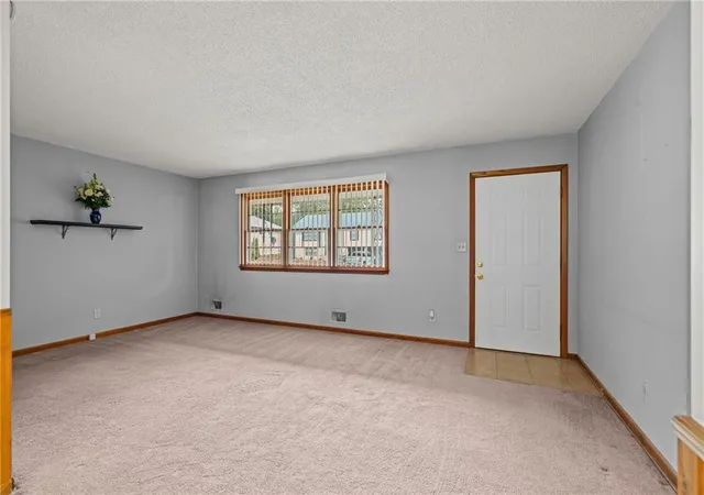 Photo 3 of Sale Pending at 13213 E 44th Street S, Independence, MO 64055 | MLS# 2643403 | Listing updated on 2026-09-28