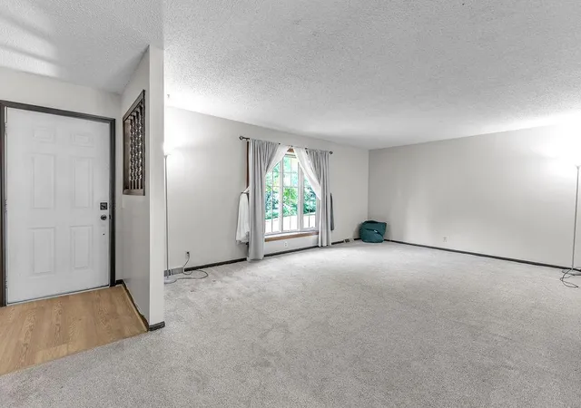 Photo 3 of Single family home for sale at 2209 N Leonard Rd, Saint Joseph, MO 64506 | MLS# 2643407 | Listing updated on 2026-09-26