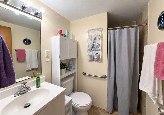 Photo 3 of Single family home for sale at 406 Devon St, Independence, MO 64055 | MLS# 2643410 | Listing updated on 2026-09-23