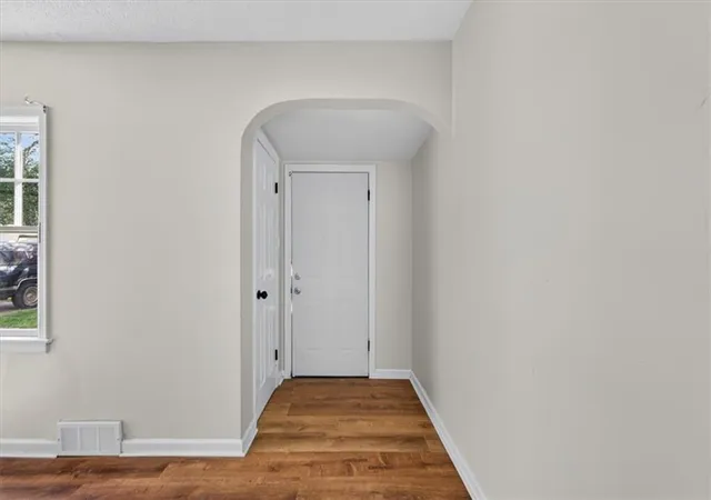 Photo 4 of Single family home for sale at 708 W South St, Harrisonville, MO 64701 | MLS# 2643412 | Listing updated on 2026-10-03
