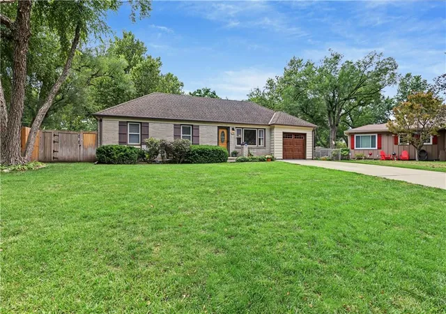 Photo 2 of Sale Pending at 14115 W 93rd Street, Lenexa, KS 66215 | MLS# 2643413 | Listing updated on 2026-09-29