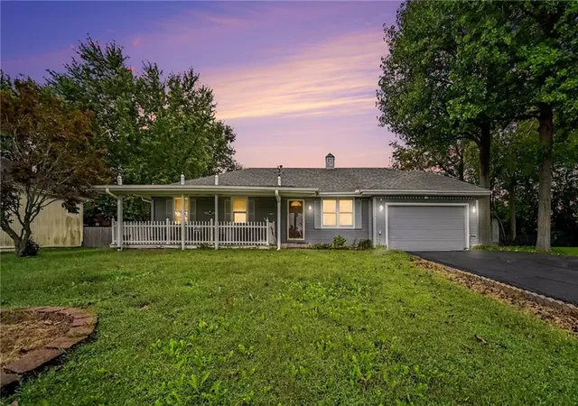 Photo 1 of Sale Pending at 1006 Town And Country Rd, Plattsburg, MO 64477 | MLS# 2643420 | Listing updated on 2026-09-29