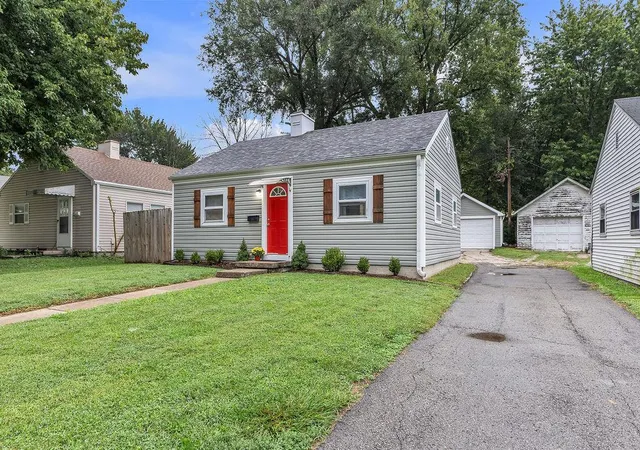 Photo 3 of Sale Pending at 1909 South 22nd St, Saint Joseph, MO 64507 | MLS# 2643421 | Listing updated on 2026-09-24