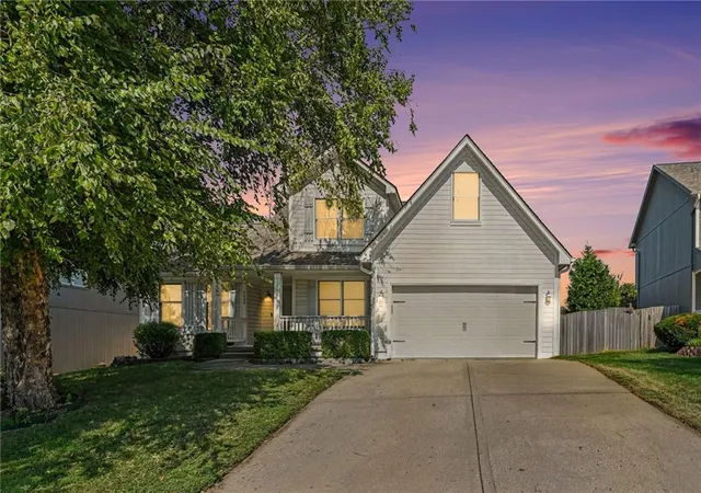 Single family home for sale at 7423 N Wallace Ave, Kansas City, MO 64158 | MLS# 2643423