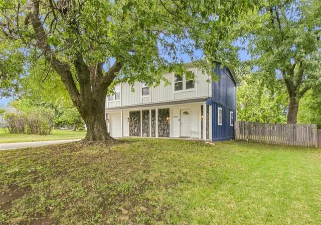 Photo 3 of Single family home for sale at 11810 W 79th Street, Overland Park, KS 66214 | MLS# 2643428 | Listing updated on 2026-09-24