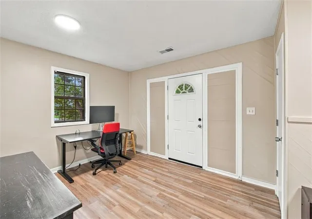 Photo 4 of Single family home for sale at 11810 W 79th Street, Overland Park, KS 66214 | MLS# 2643428 | Listing updated on 2026-09-24