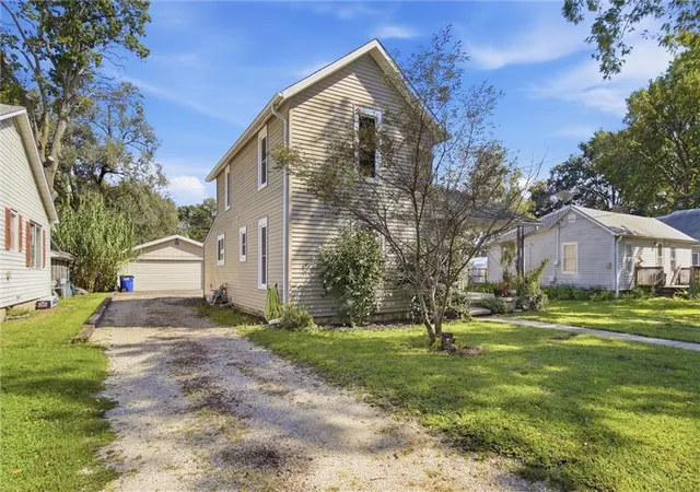 Photo 39 of Sale Pending at 409 Elm St, Perry, KS 66073 | MLS# 2643433 | Listing updated on 2026-10-02