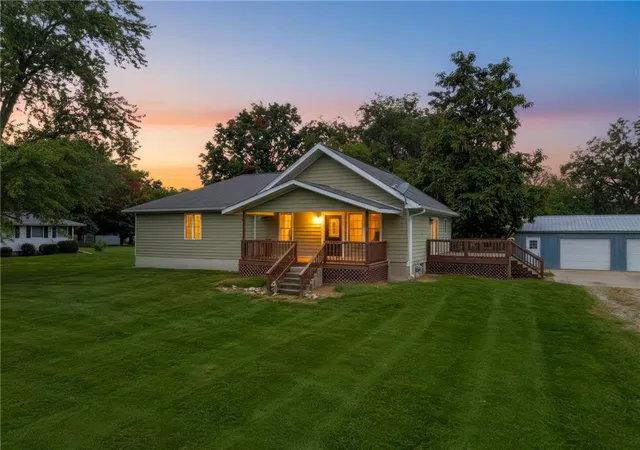 Photo 3 of Single family home for sale at 605 E Crandall St, Meadville, MO 64659 | MLS# 2643449 | Listing updated on 2026-10-06