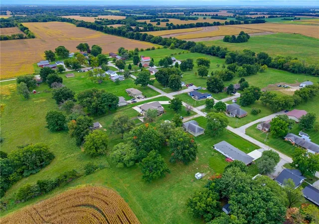 Photo 39 of Single family home for sale at 605 E Crandall St, Meadville, MO 64659 | MLS# 2643449 | Listing updated on 2026-10-06