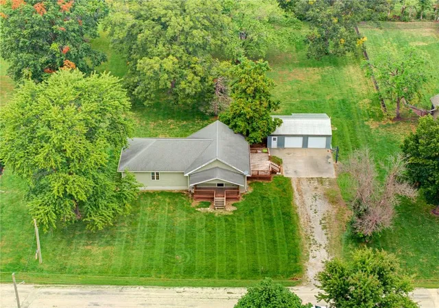 Photo 3 of Single family home for sale at 605 E Crandall St, Meadville, MO 64659 | MLS# 2643449 | Listing updated on 2026-10-06
