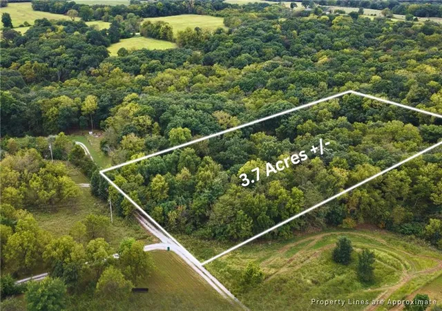 Photo 3 of Land for sale at Berry Park Rd, Sedalia, MO 65301 | MLS# 2643450 | Listing updated on 2026-10-07