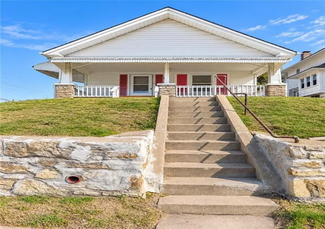 Single family home for sale at 1244 Ann Ave, Kansas City, KS 66102 | MLS# 2643451