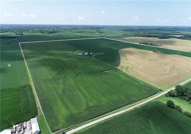 Photo 1 of Land for sale at Tract 1 Mooney Crk Rd, Winchester, KS 66097 | MLS# 2643458 | Listing updated on 2026-09-22