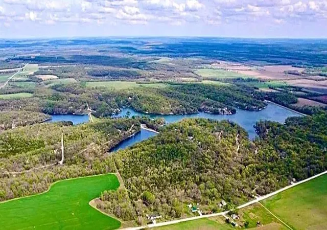 Photo 11 of Land for sale at 37 SE Lakeside Dr, La Cygne, KS 66040 | MLS# 2643462 | Listing updated on 2026-10-16