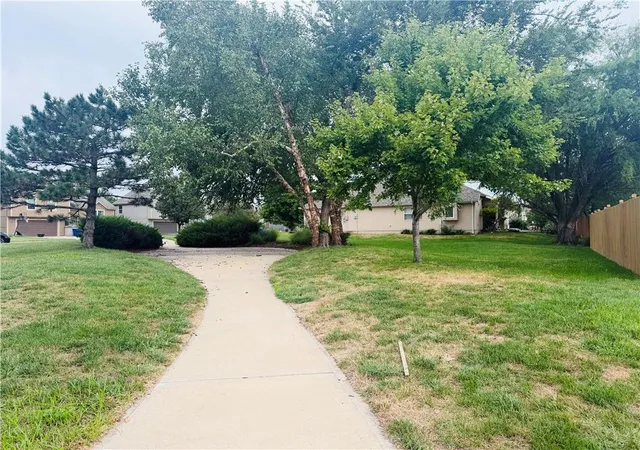 Photo 3 of Sale Pending at 601 N Locust St, Gardner, KS 66030 | MLS# 2643463 | Listing updated on 2026-10-03