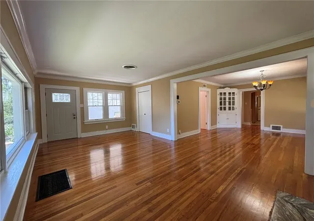Photo 4 of Single family home for sale at 2244 Eugene Fld Ave, Saint Joseph, MO 64505 | MLS# 2643464 | Listing updated on 2026-09-30