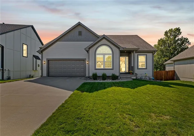 Photo 1 of Sale Pending at 8131 Ne 97th Street, Kansas City, MO 64157 | MLS# 2643468 | Listing updated on 2026-10-02