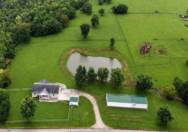 Photo 3 of Single family home for sale at 39803 K Hwy, Richmond, MO 64085 | MLS# 2643480 | Listing updated on 2026-10-07