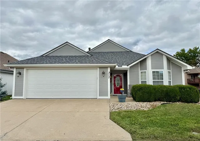 Photo 1 of Single family home for sale at 317 Nw Vail Ct, Blue Springs, MO 64014 | MLS# 2643491 | Listing updated on 2026-09-29