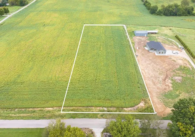 Land for sale at Lot 3 Hollingsworth Rd, Tonganoxie, KS 66086 | MLS# 2643496
