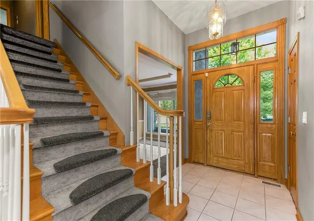 Photo 3 of Single family home for sale at 6322 Ridgeway Ave, Kansas City, MO 64133 | MLS# 2643501 | Listing updated on 2026-10-04