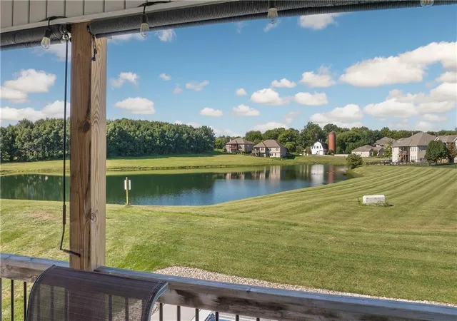 Photo 4 of Sale Pending at 4210 Lake Crst Ct, Saint Joseph, MO 64505 | MLS# 2643503 | Listing updated on 2026-09-29
