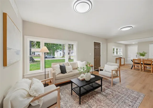 Photo 3 of Sale Pending at 3700 NE 43rd Street, Kansas City, MO 64117 | MLS# 2643506 | Listing updated on 2026-09-27