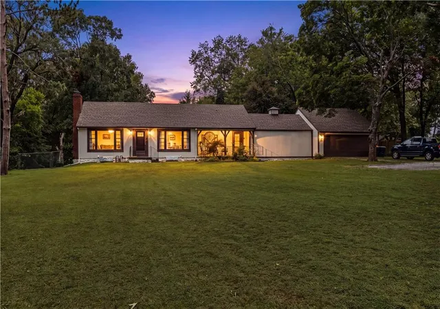 Photo 2 of Single family home for sale at 9800 Eastern Ave, Kansas City, MO 64134 | MLS# 2643514 | Listing updated on 2026-09-27