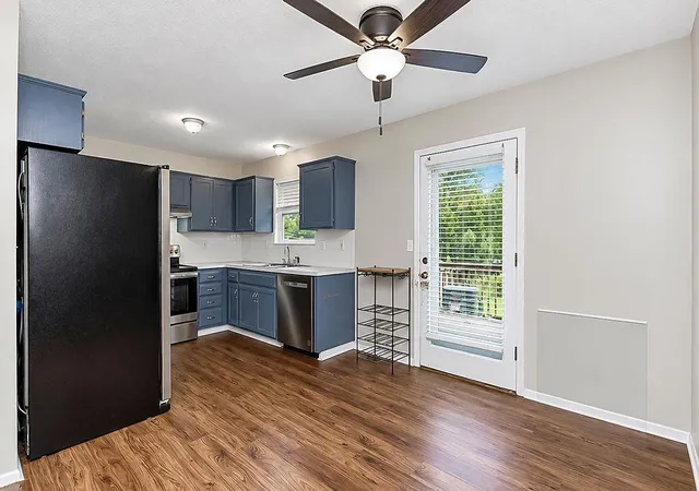 Photo 4 of Sale Pending at 712 Rees St, Leavenworth, KS 66048 | MLS# 2643515 | Listing updated on 2026-10-02