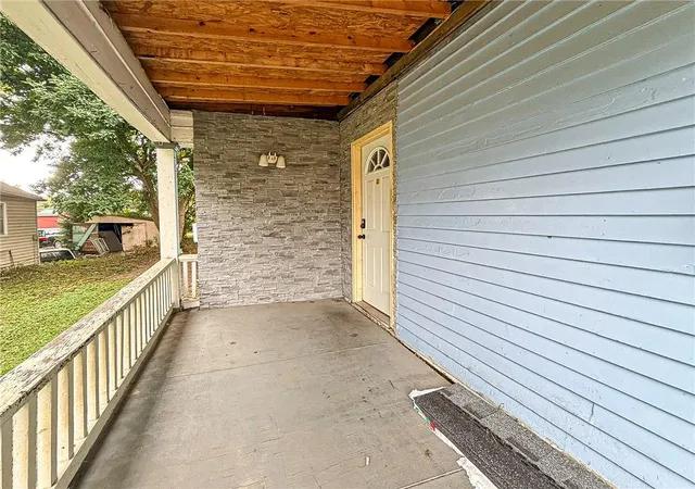Photo 3 of Sale Pending at 812 E 7th Street, Sedalia, MO 65301 | MLS# 2643526 | Listing updated on 2026-10-02