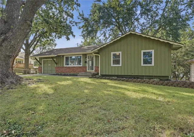 Photo 1 of Sale Pending at 9721 E 50th Street, Kansas City, MO 64133 | MLS# 2643527 | Listing updated on 2026-09-28