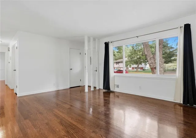 Photo 3 of Sale Pending at 9721 E 50th Street, Kansas City, MO 64133 | MLS# 2643527 | Listing updated on 2026-09-28