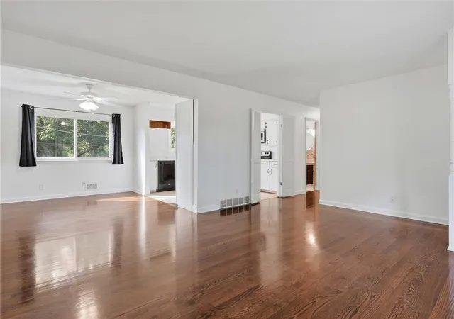 Photo 3 of Sale Pending at 9721 E 50th Street, Kansas City, MO 64133 | MLS# 2643527 | Listing updated on 2026-09-28