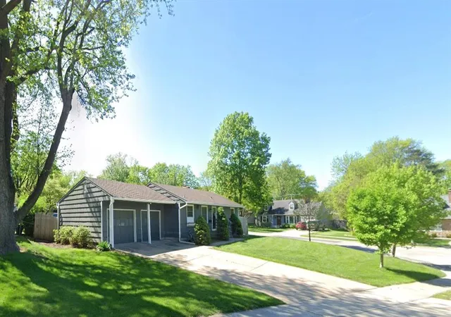 Photo 3 of Single family home for sale at 3209 W 72nd Street, Prairie Village, KS 66208 | MLS# 2643537 | Listing updated on 2026-10-02